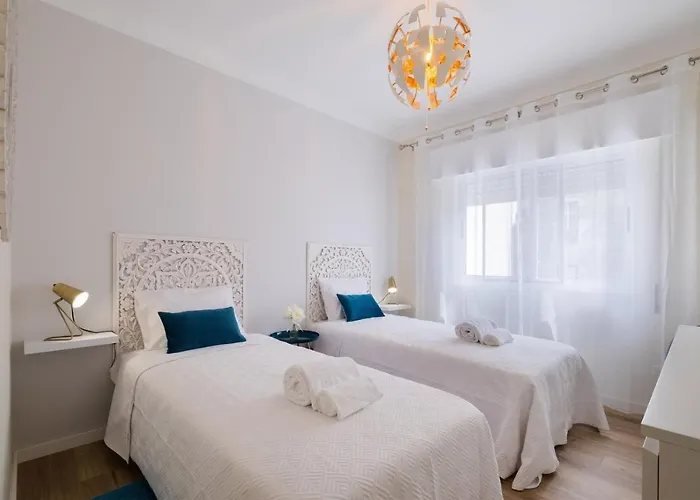 Btheguest * Ponta Delgada